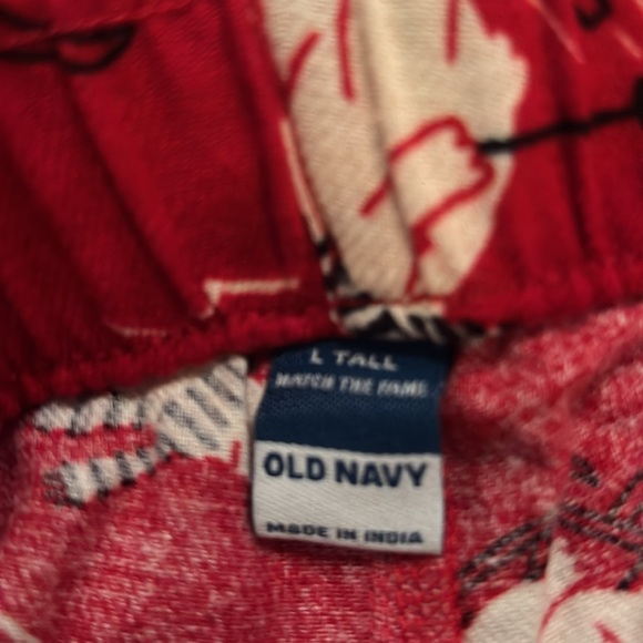 Old Navy Red Polar Bear Flannel  Pajama Bottoms - Picture 6 of 6